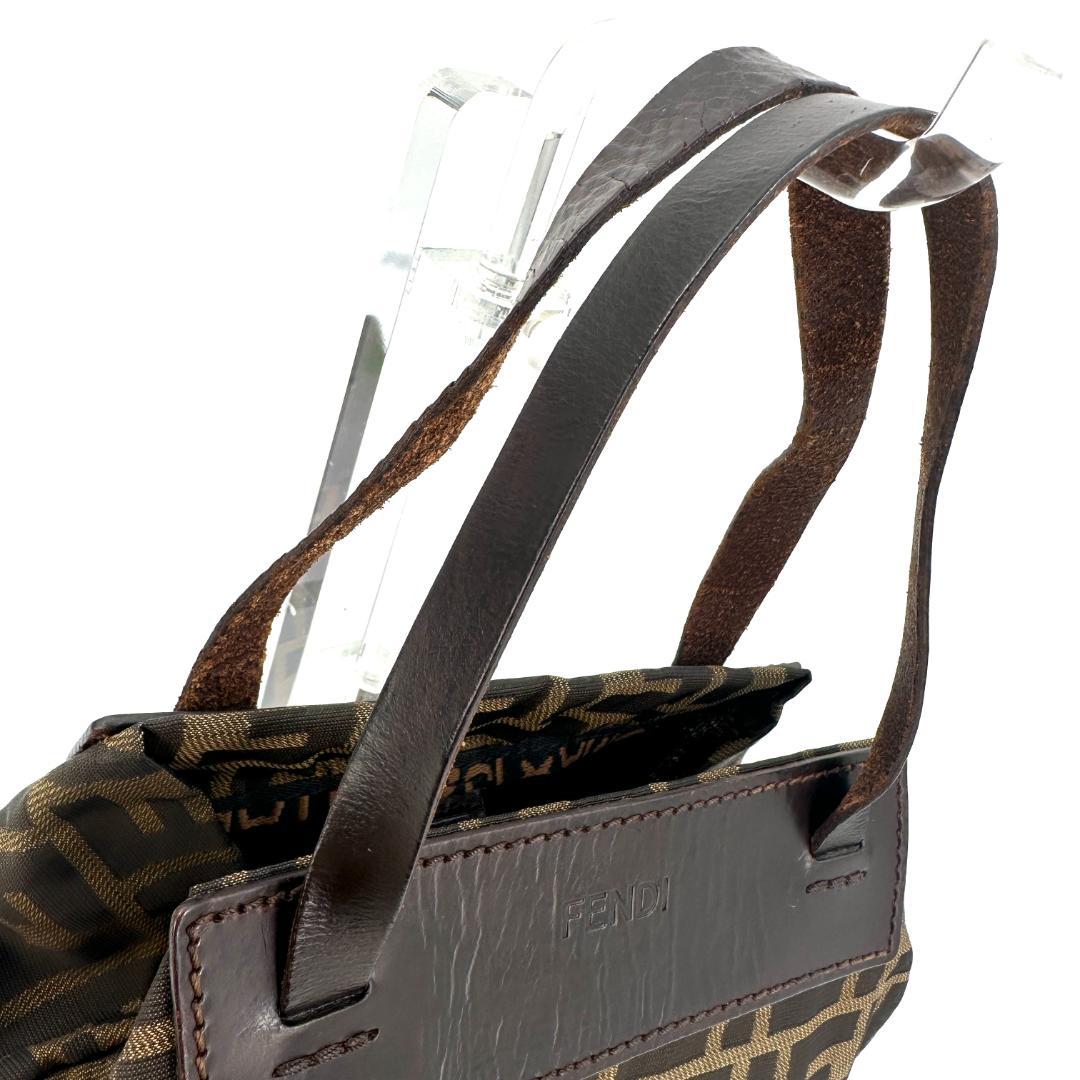 Fendi FFロゴ ズッカ トートバッグ ブラウン