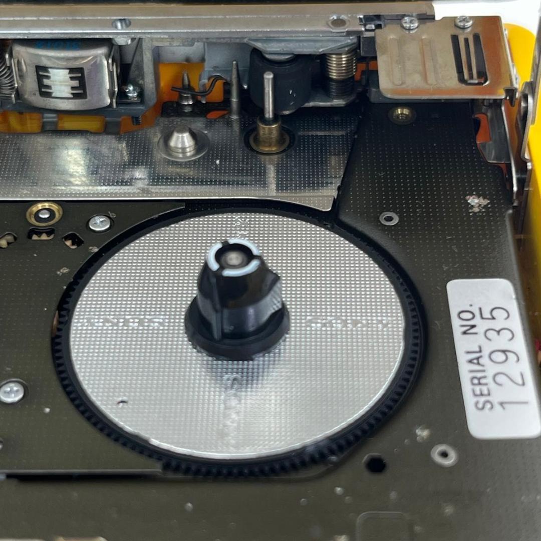 現状品 ソニー WALKMAN WM-F107 イエロー カセットプレーヤー