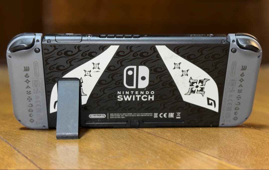 Nintendo Switch 本体　モンスターハンターエディション【即発送可】