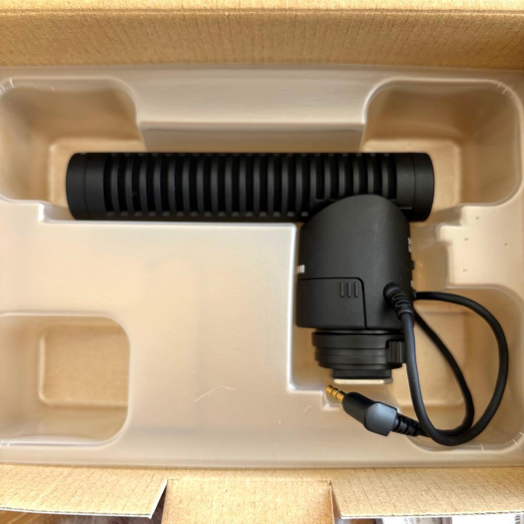 あ*様 【Canon】指向性ステレオマイクロホン、ウィンドスクリーン付き　DM-