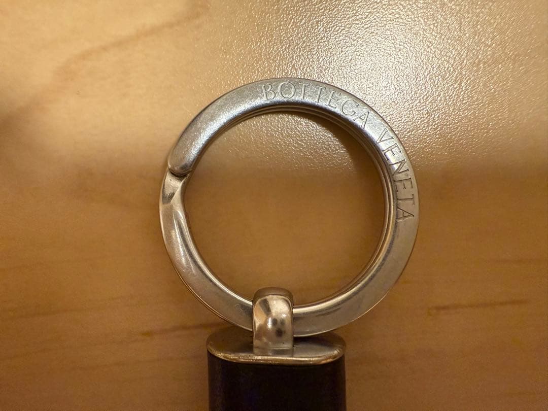 BOTTEGA VENETA ブラック レザー キーホルダー