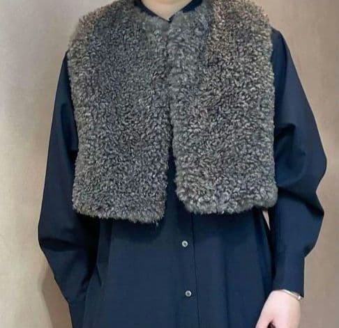 eansa様【新品】HYKE◎FAUX SHEARLING VEST ボアベスト