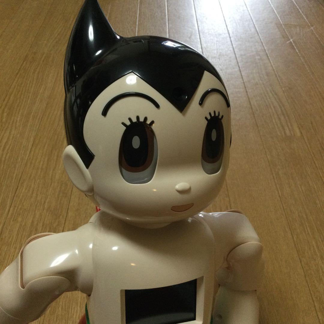 鉄腕アトム　コミュニケーションロボット