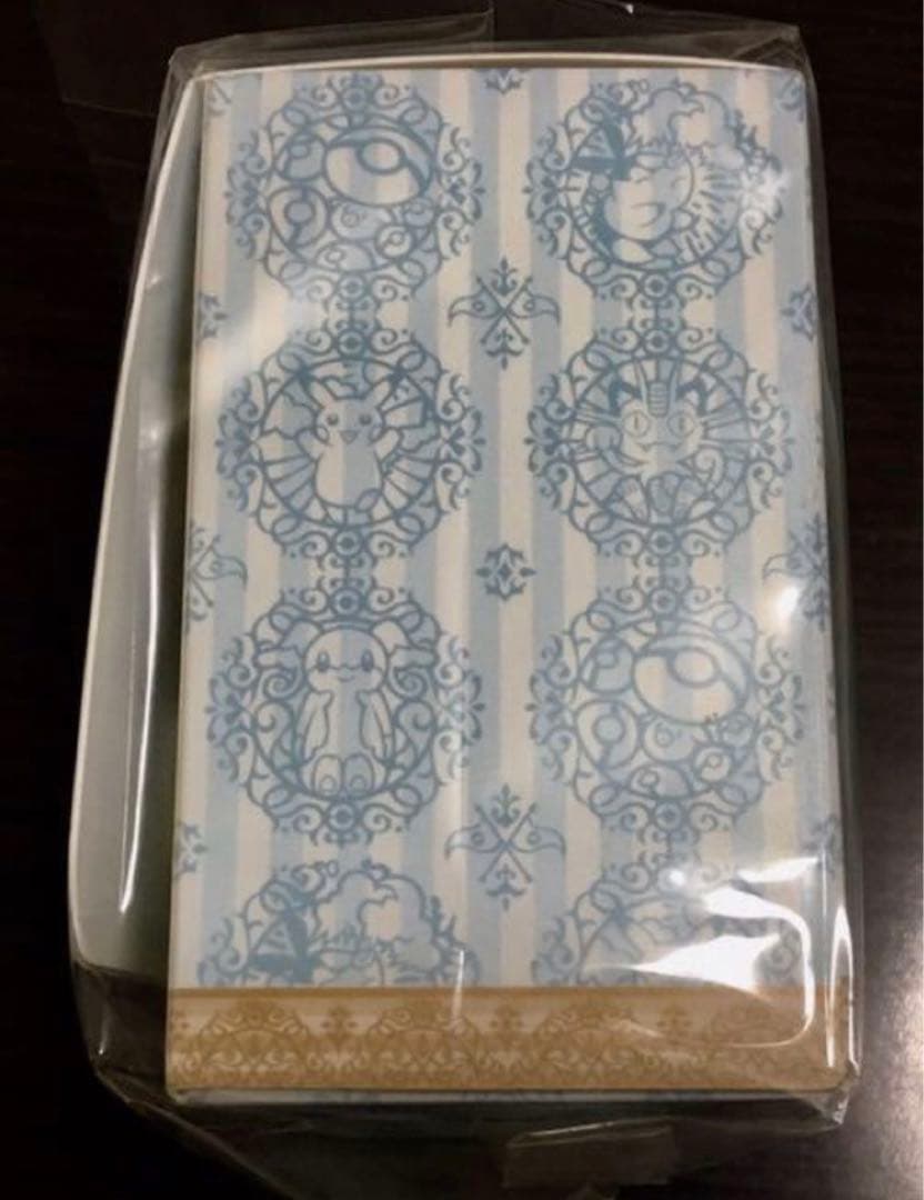 ポケモンカード デッキケース ポケモンセンター オーサカ ピカチュウ ニャース