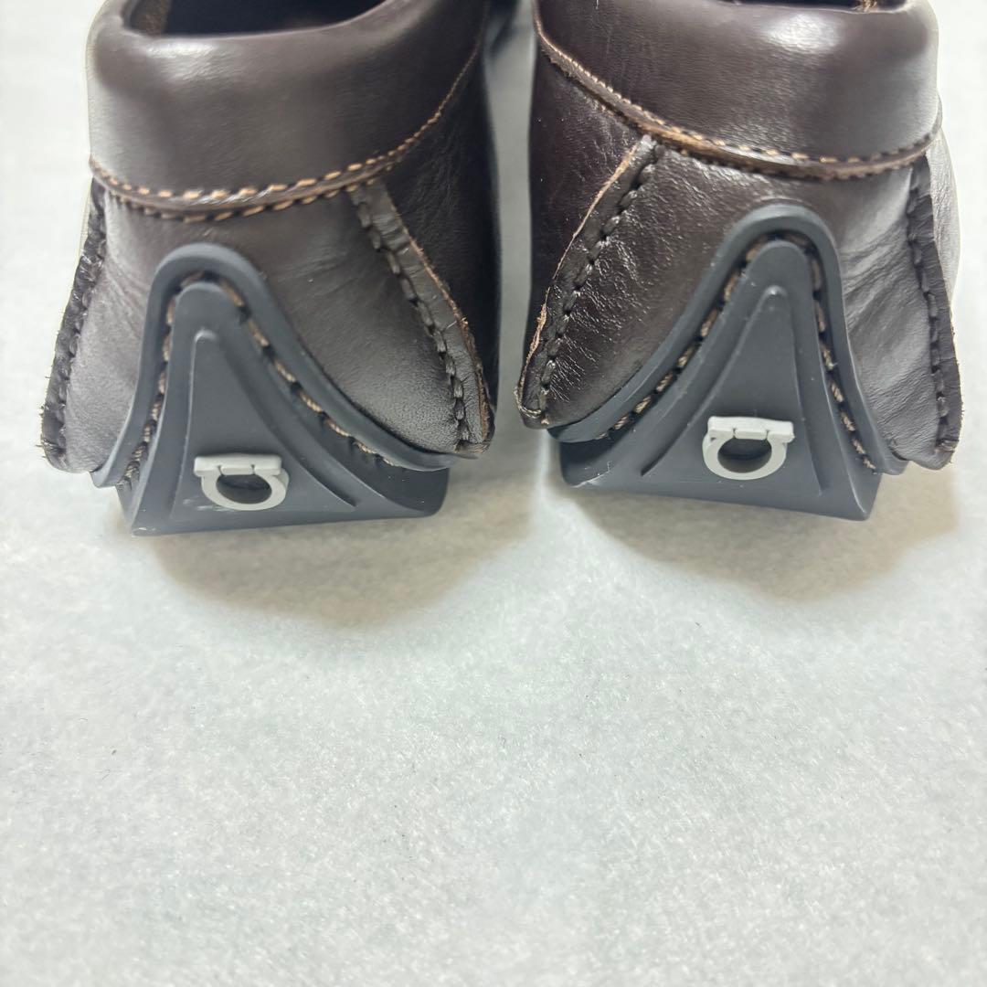 【サルヴァトーレ フェラガモ】ドライビングシューズ レザー ガンチーニ