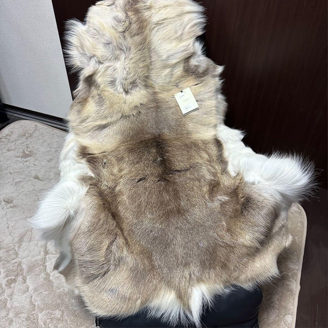 ス*ナ様 トナカイ　毛皮　ラグ　北欧　インテリア　アイスランド　キャンプ