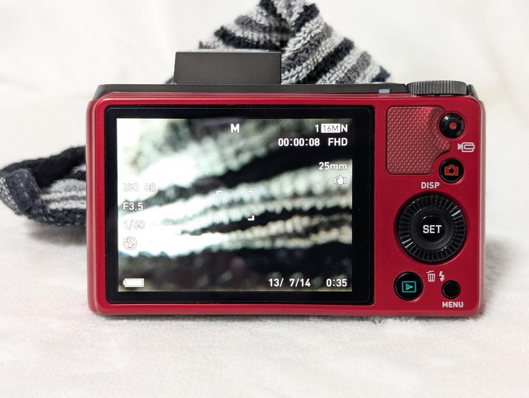 か*ギ様 【動作確認済み】CASIO EX-ZR800 デジカメ