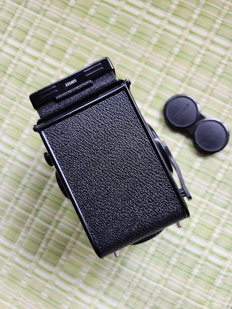 フィルムカメラ YASHICA Mat-124G