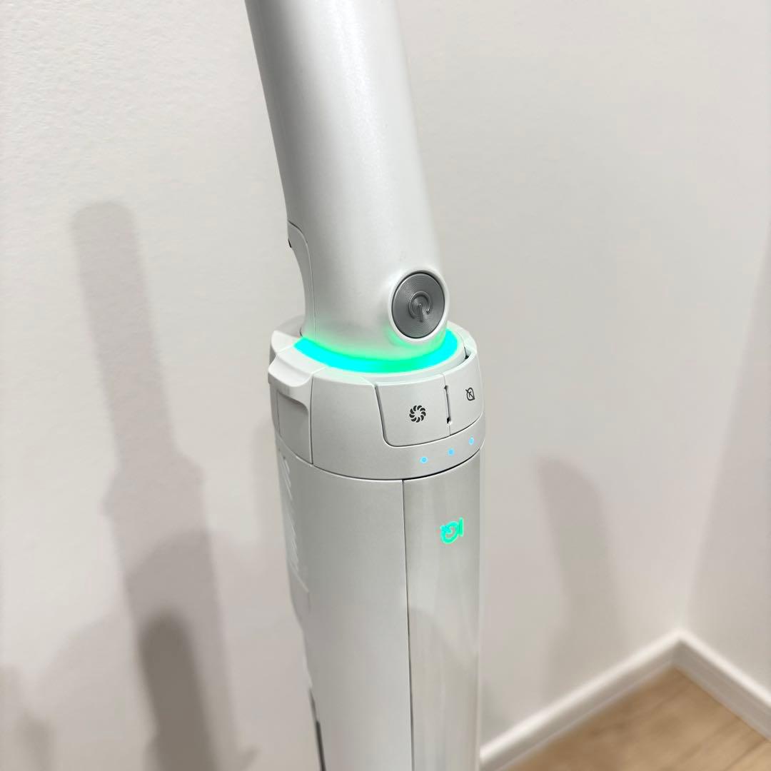 【美品】SHARK シャーク　LC400JWH コードレスクリーナー　掃除機