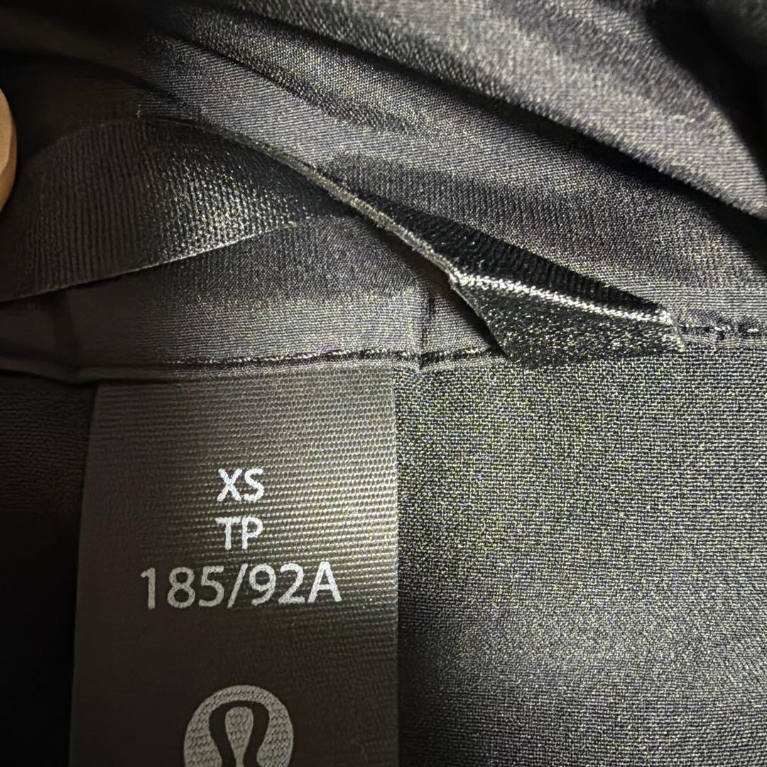 Lululemon ブラック ダウンベスト XS