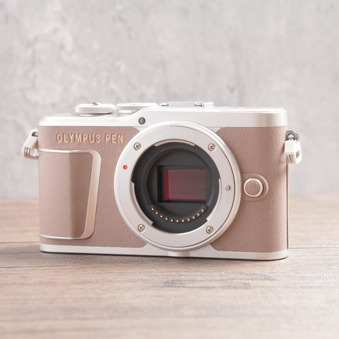 おまけなし！✨OLYMPUS PEN E-PL10　947-1