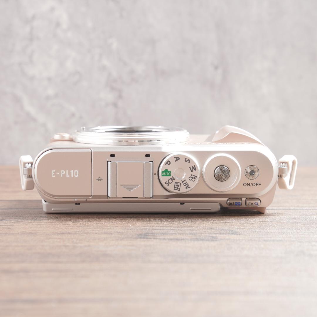 おまけなし！✨OLYMPUS PEN E-PL10　947-1