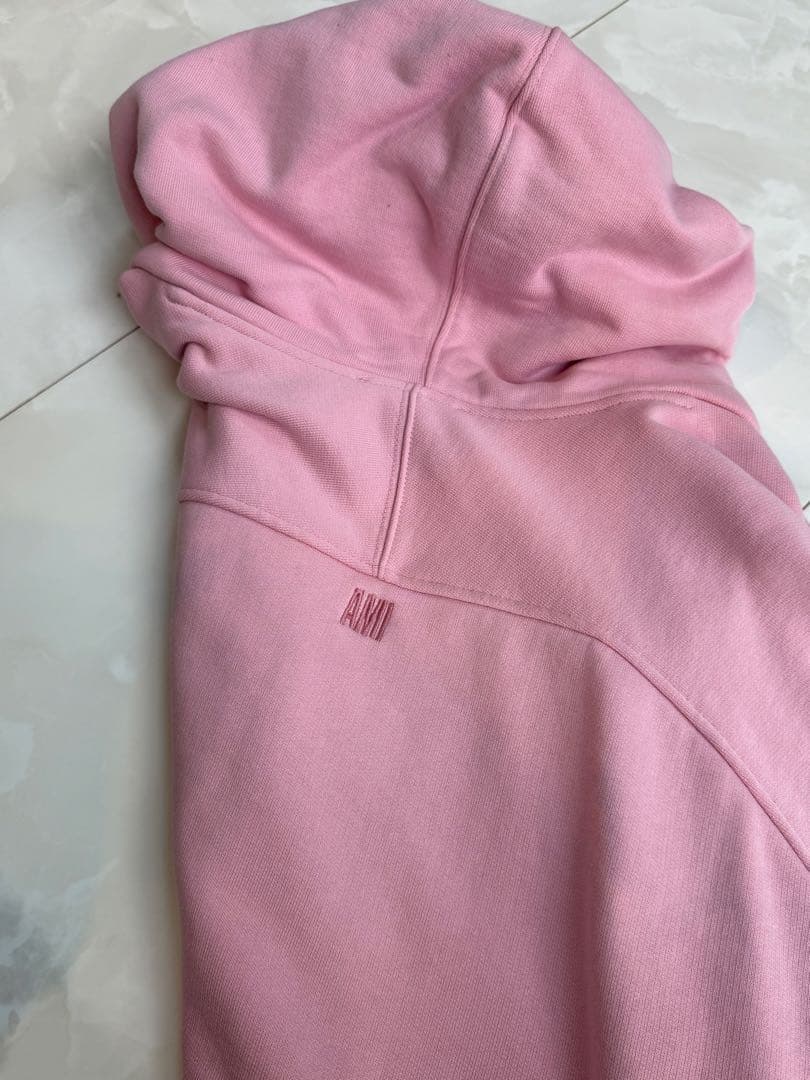 専用AMI ピンク ハート刺繍 パーカー