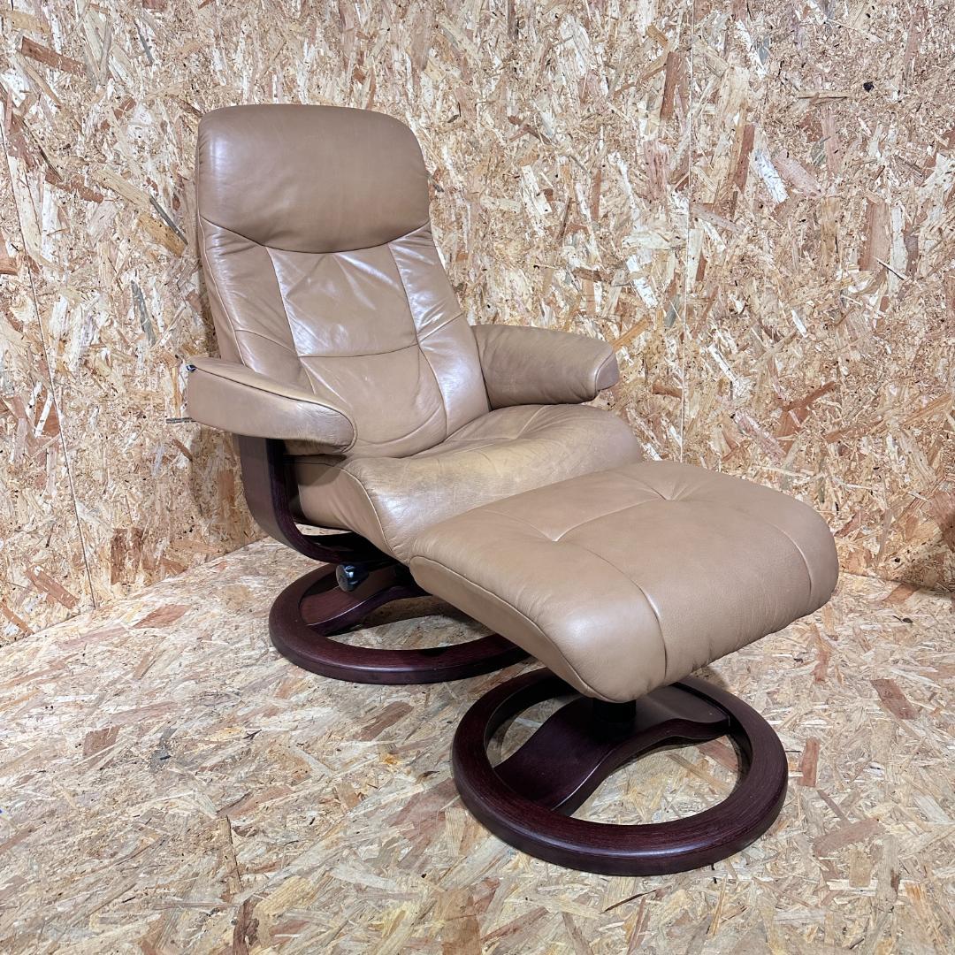 HJELLEGJERDE イエリアーダ パーソナルチェア オットマン