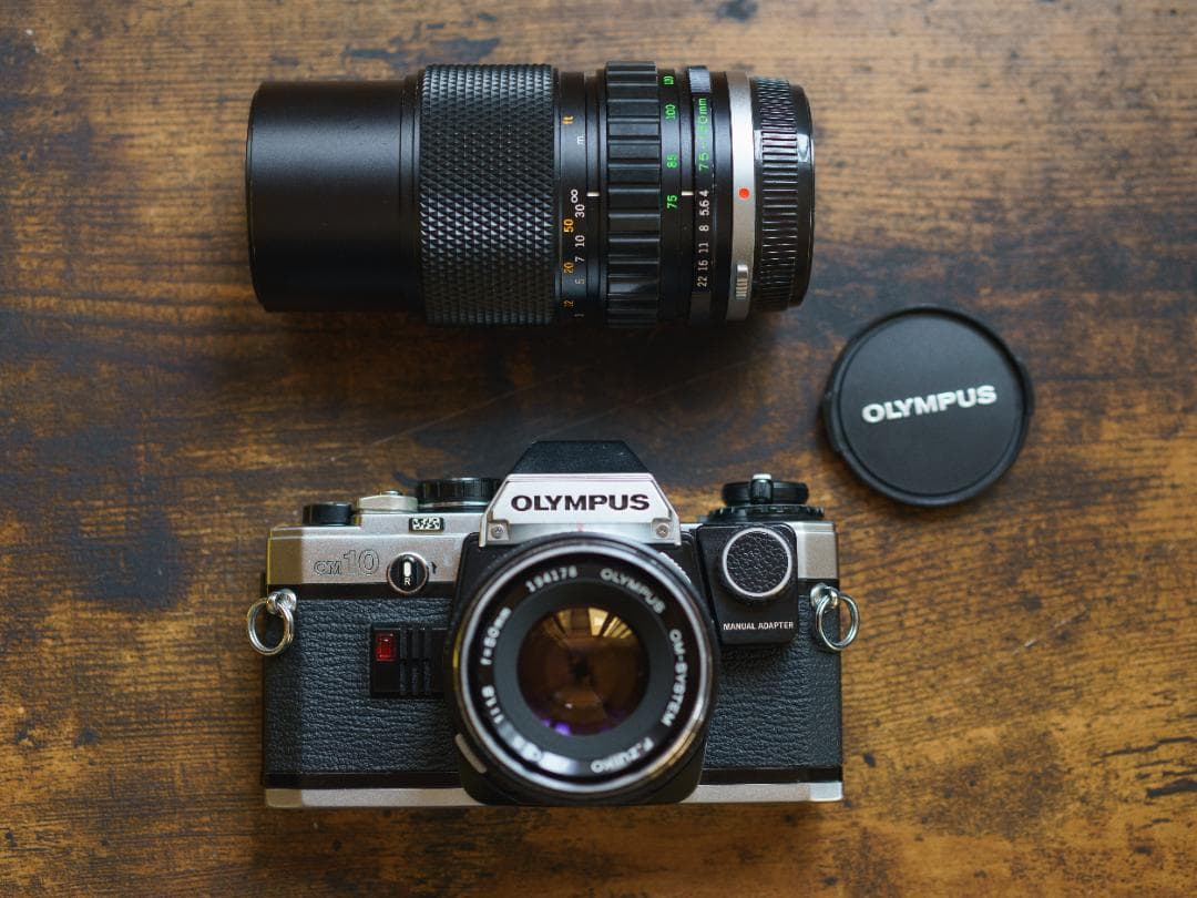 動作品 OLYMPUS OM10 + Mアダプター&レンズ2本 付属