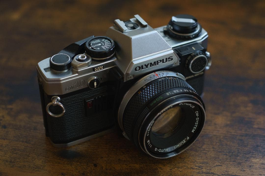 動作品 OLYMPUS OM10 + Mアダプター&レンズ2本 付属