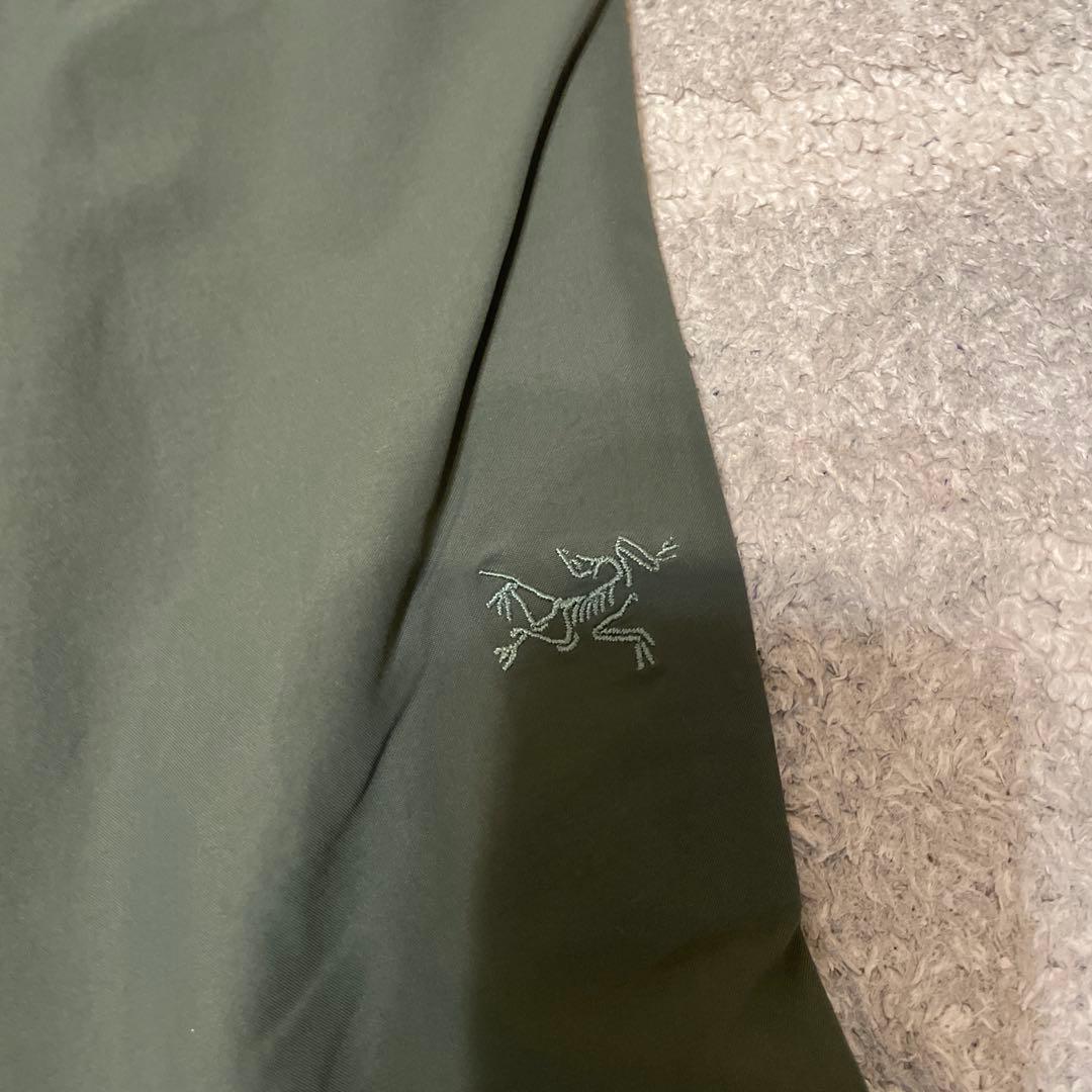 値下げ！ARC'TERYX レディースパンツ　オリーブグリーン サイズ4