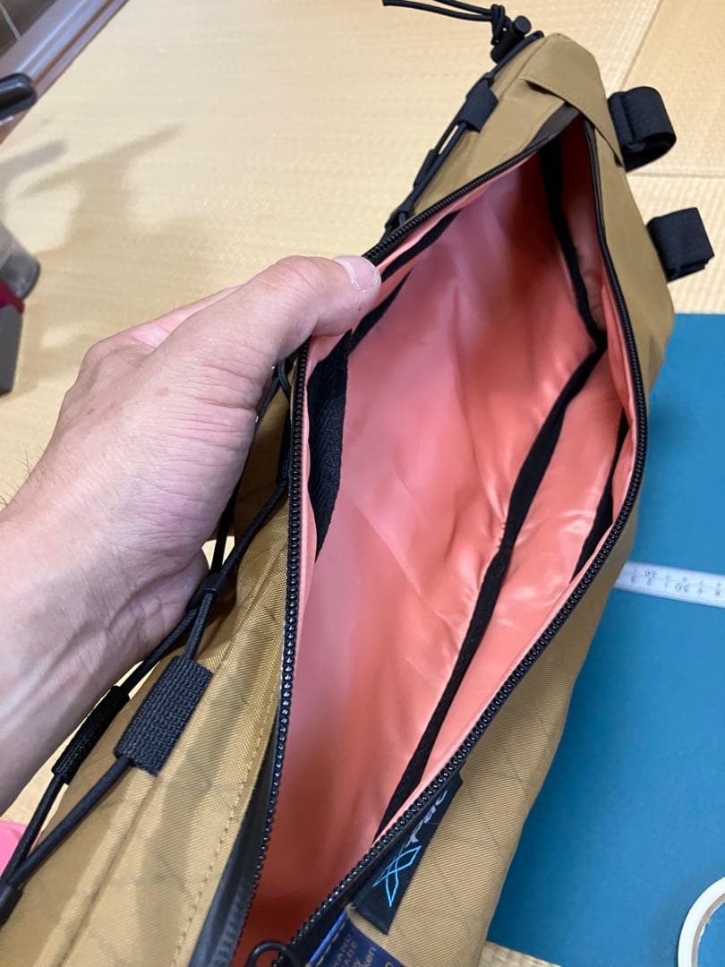 くわい屋ハンドメイドフレームバッグ