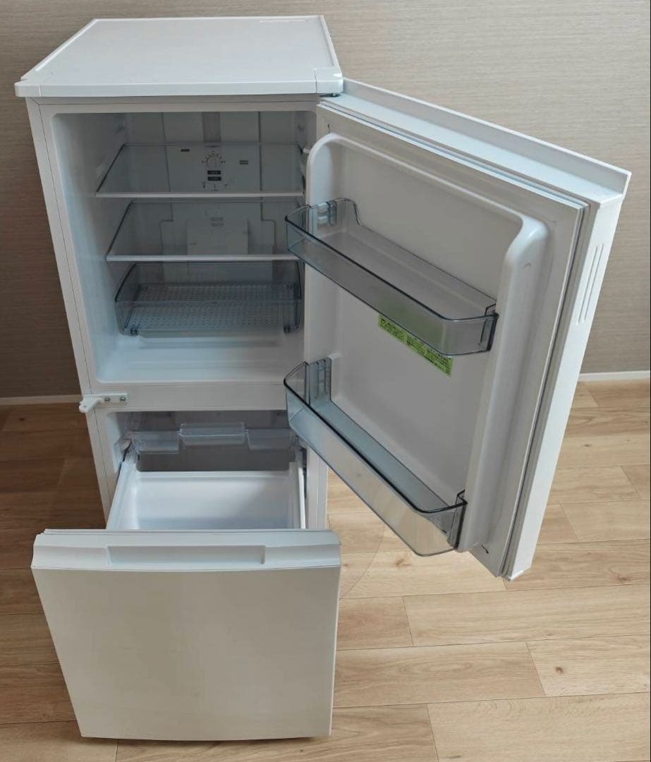 さらやまるさん　冷蔵庫
