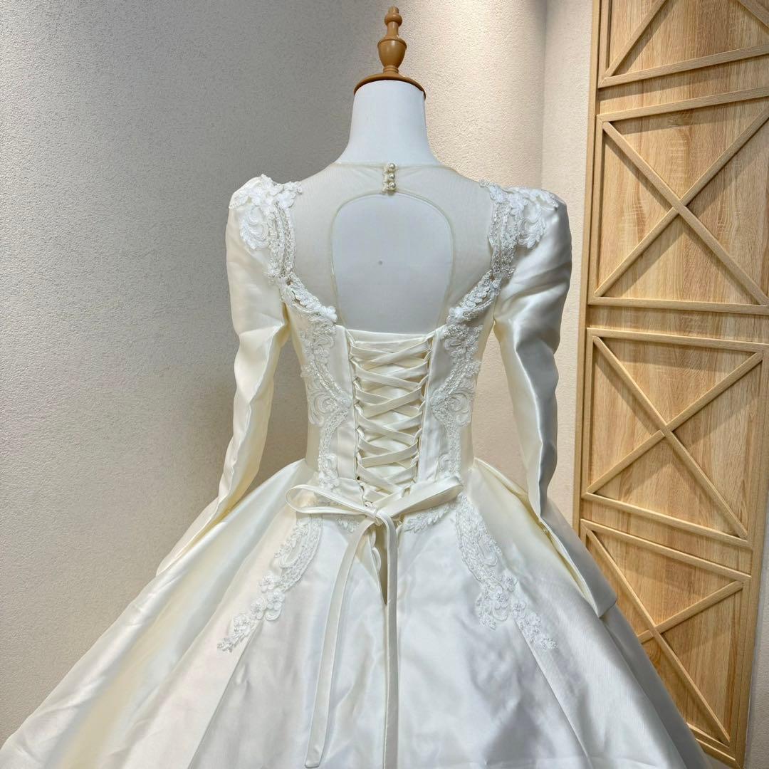 韓国風 ロングスリーブ ウェディングドレス