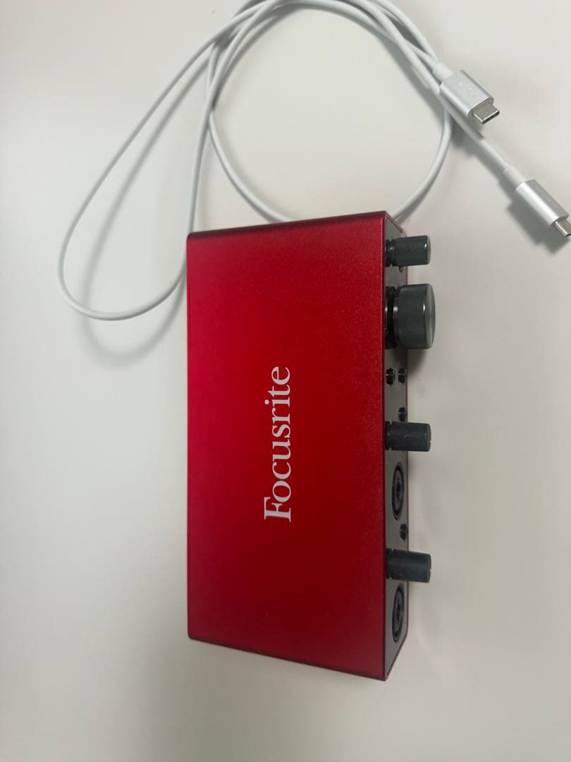 フォーカスライト スカーレット 2i2 3rd Gen