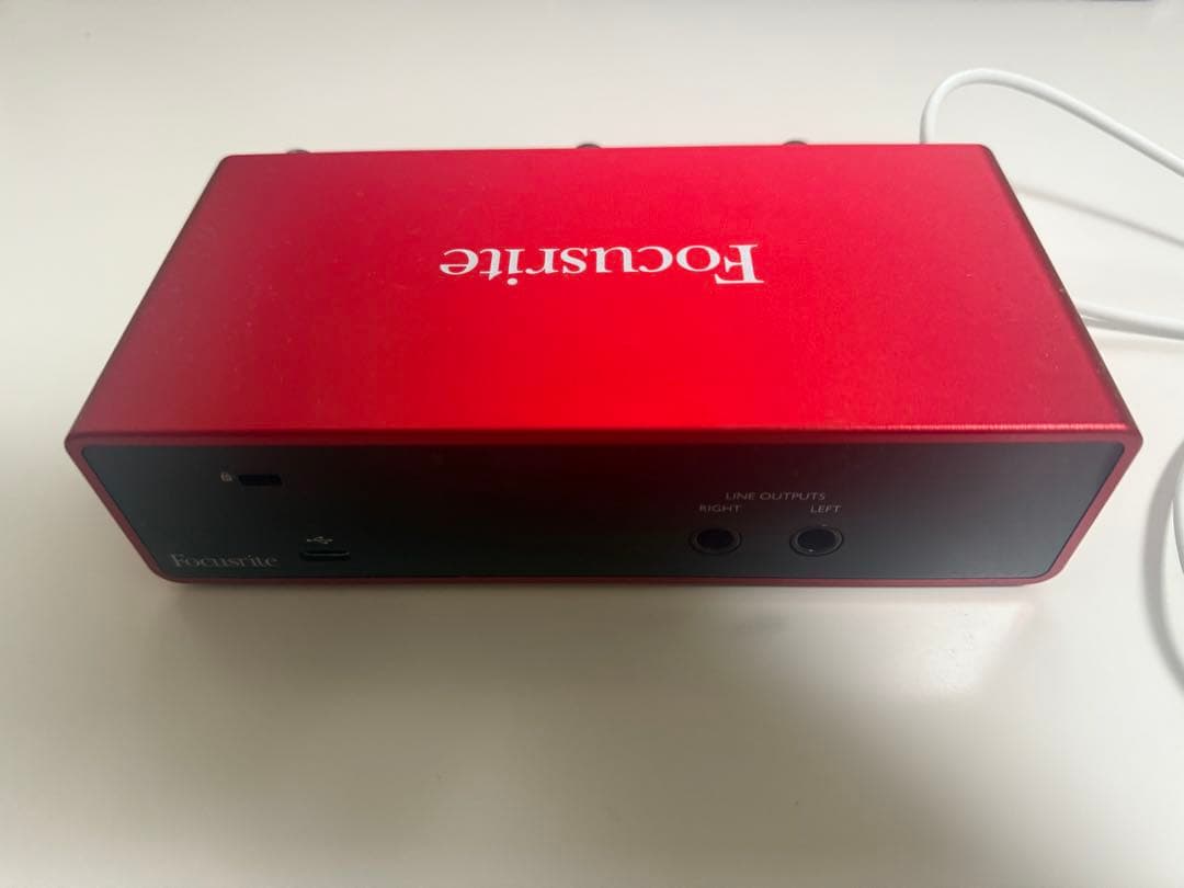 フォーカスライト スカーレット 2i2 3rd Gen