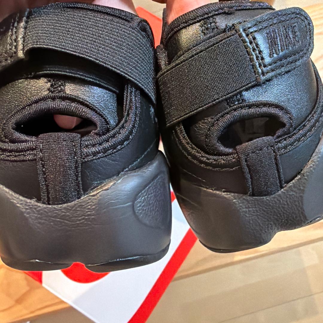 NIKE AIR RIFTスポーツサンダル