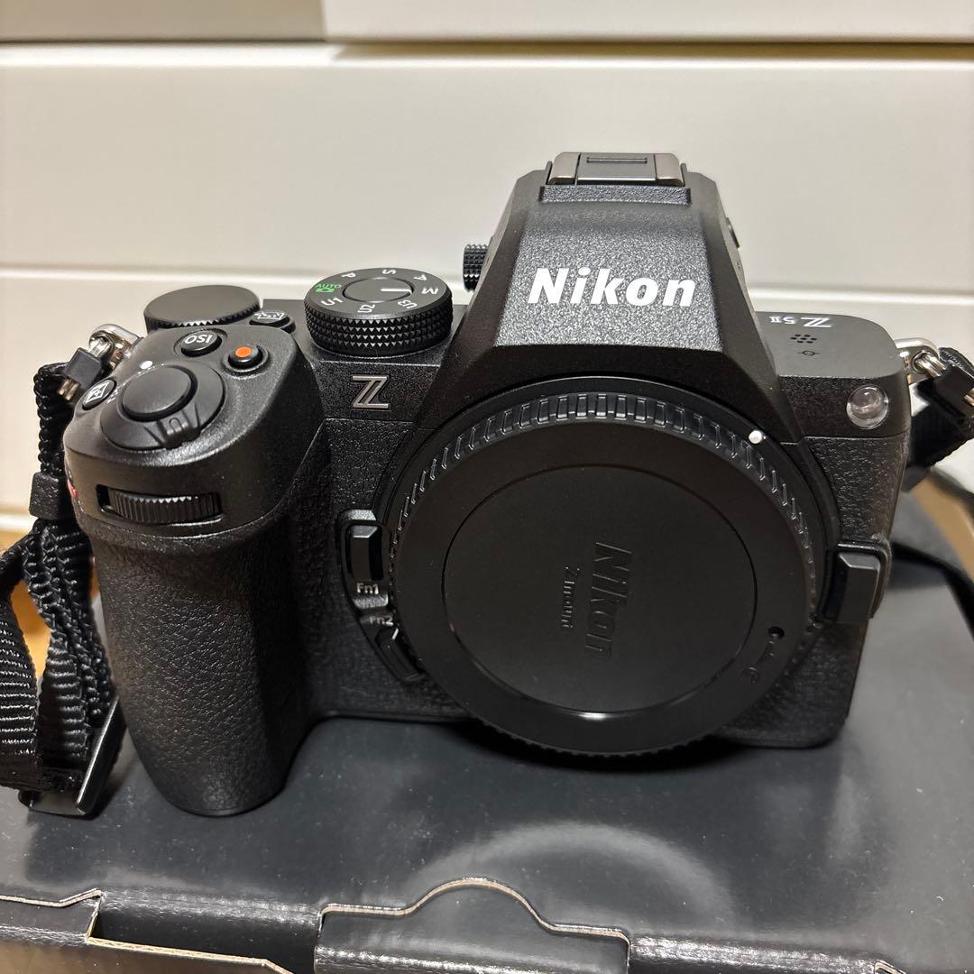Nikon Z 5 II ミラーレス一眼カメラ