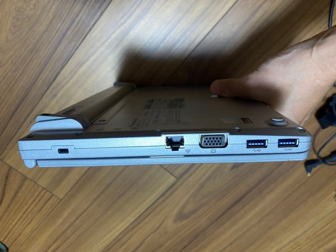 レッツノートCF-SV7 core i5 メモリ8gb HDD256gb