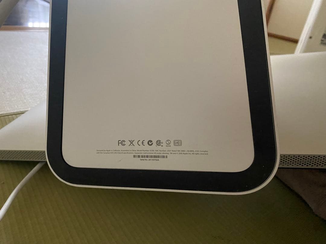 ディスプレイ・モニター本体 Apple LED Cinema Display 27