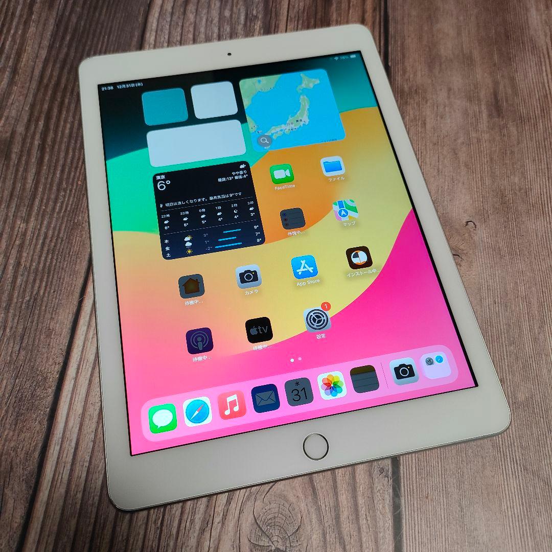 iPad 第6世代 32GB シルバー SIMフリー