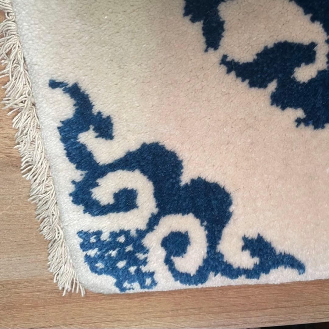 美品　MUNI ムニ絨毯　ラグ特大　クッション