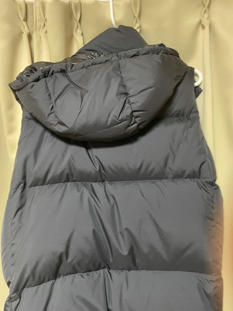 ナノ・ユニバース西川ダウンベスト