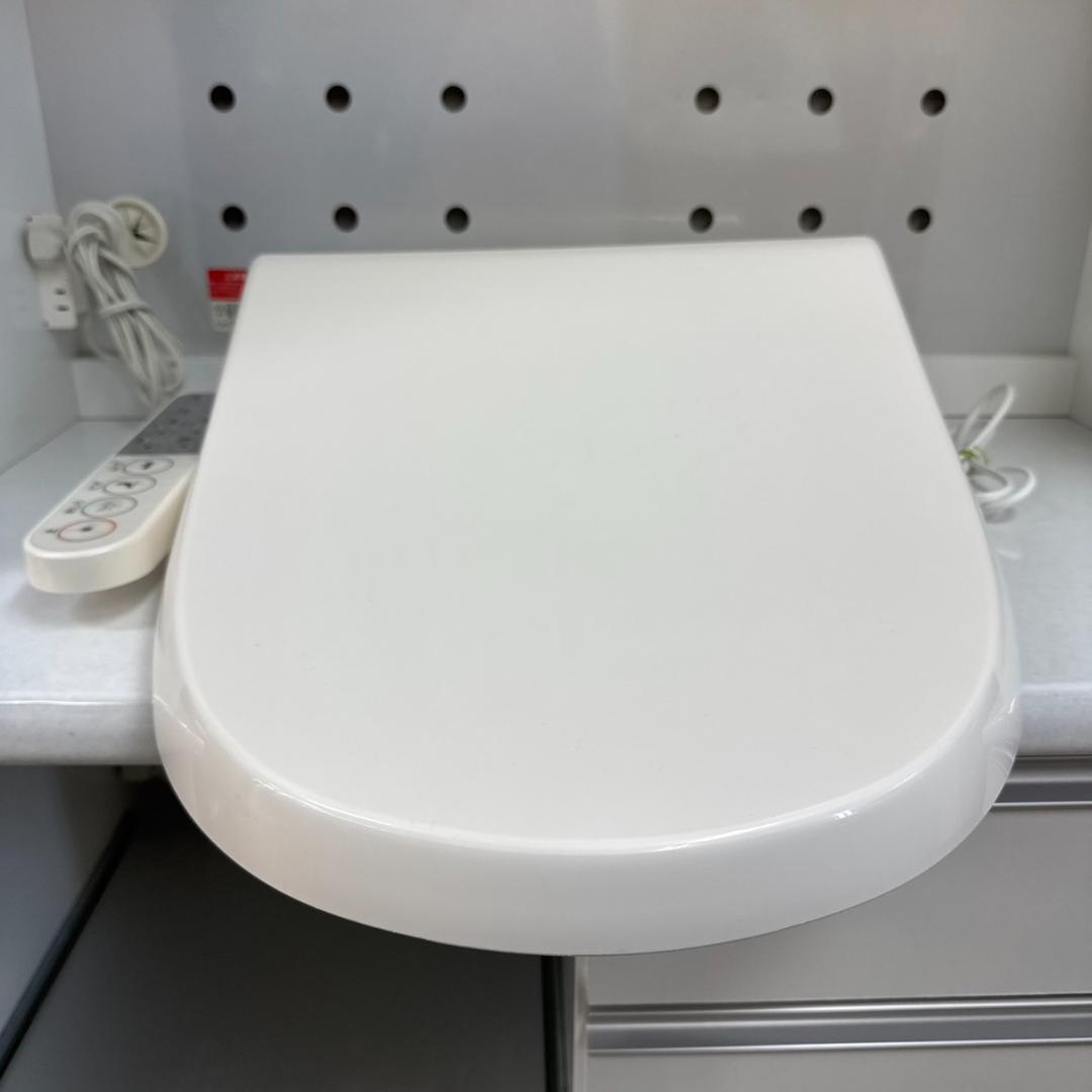 ★東芝　温水洗浄便座　CLEAN WASH　SCS-TCK1000　2022年製