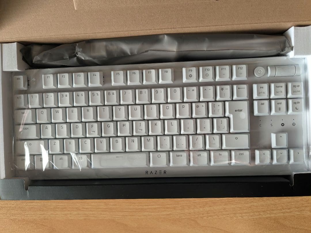 レイザー DeathStalker V2 Pro Tenkeyless JP