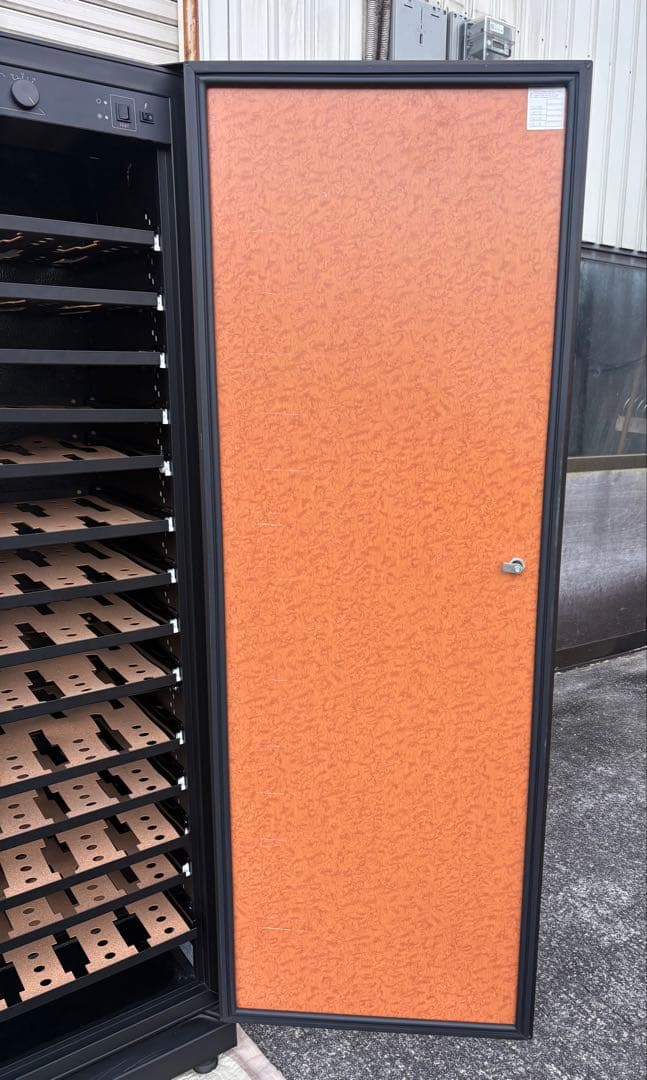 EuroCave　ユーロカーブ　V-256B　ワインセラー