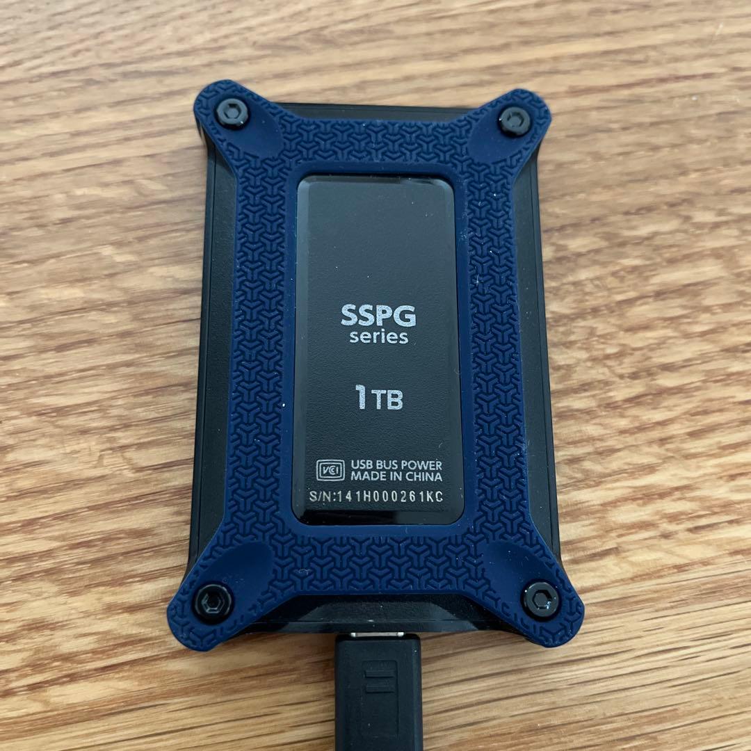 外付け SSD 1TB SSPG series USBバスパワー ポータブル