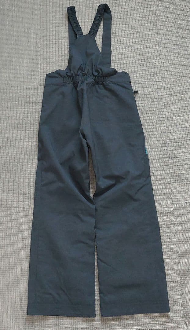 ☆超美品☆　DESCENTE　デサント　ジュニアスキーウェア　140サイズ