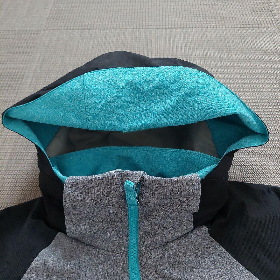 ☆超美品☆　DESCENTE　デサント　ジュニアスキーウェア　140サイズ