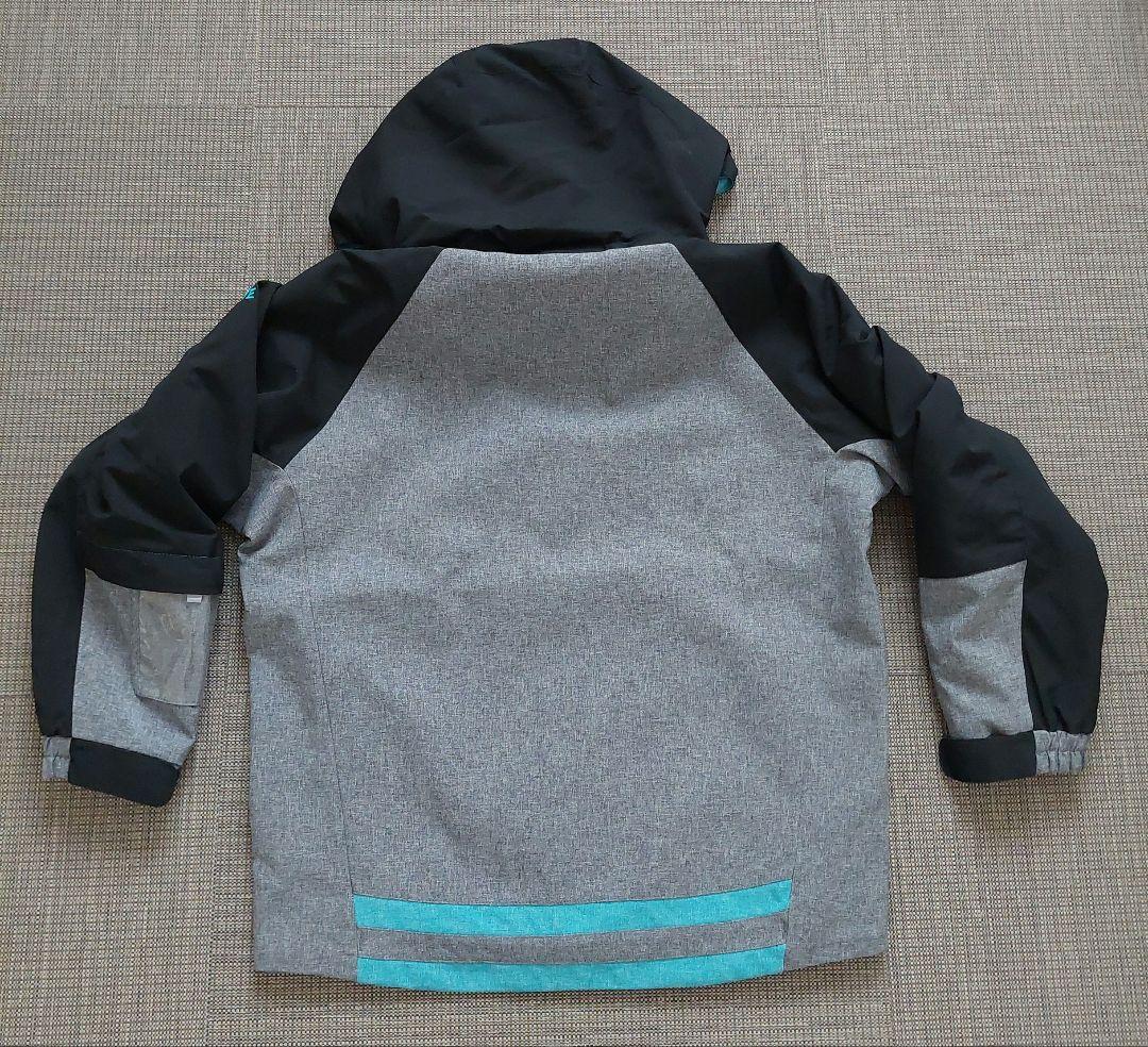 ☆超美品☆　DESCENTE　デサント　ジュニアスキーウェア　140サイズ