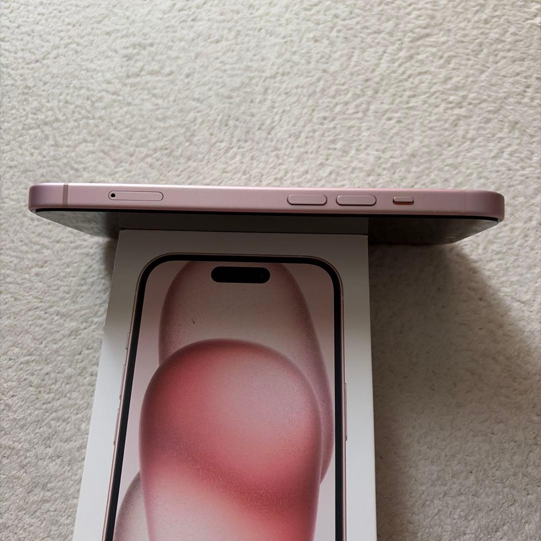 iPhone15 ピンク256GB 美品