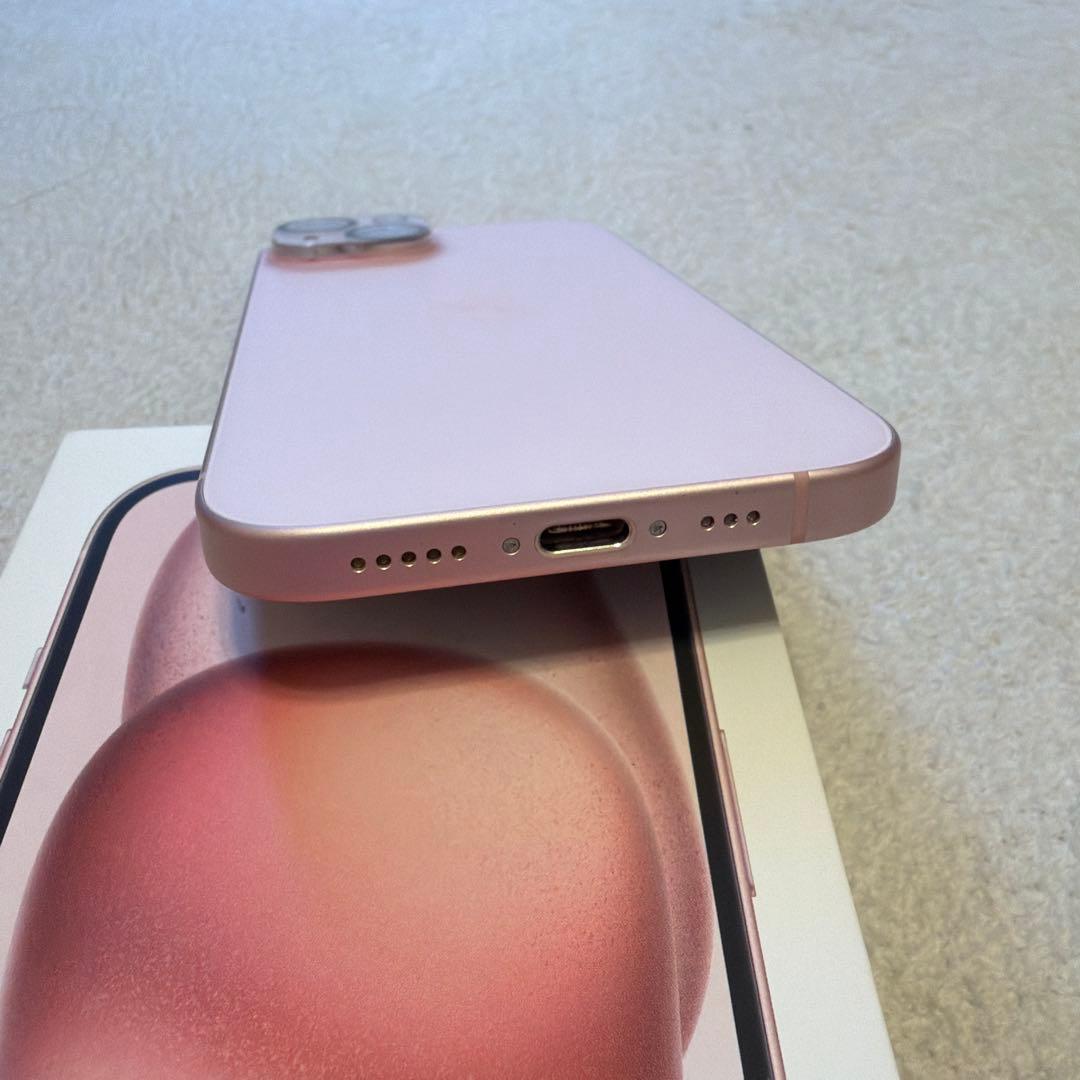 iPhone15 ピンク256GB 美品