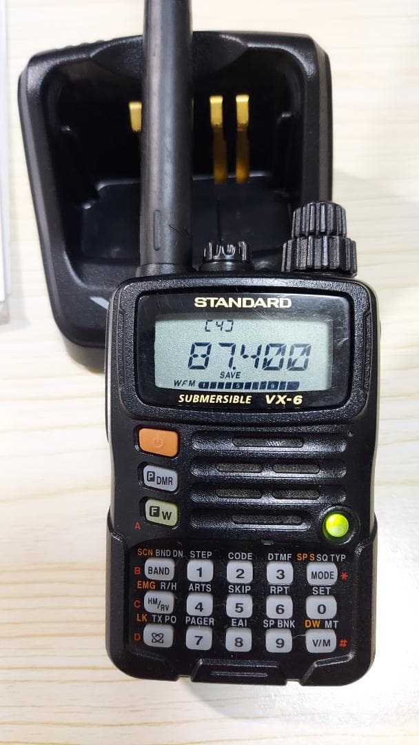 Yaesu VX-6 中古