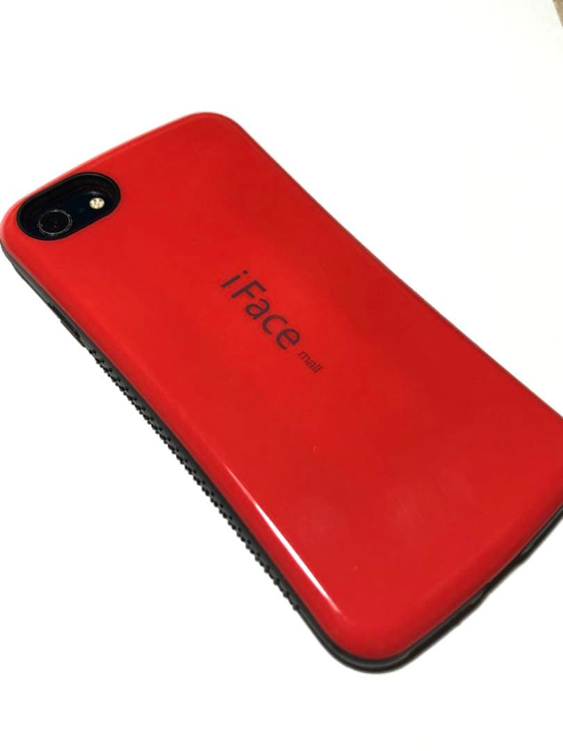 iPhone SE (第3世代) ifaceつき