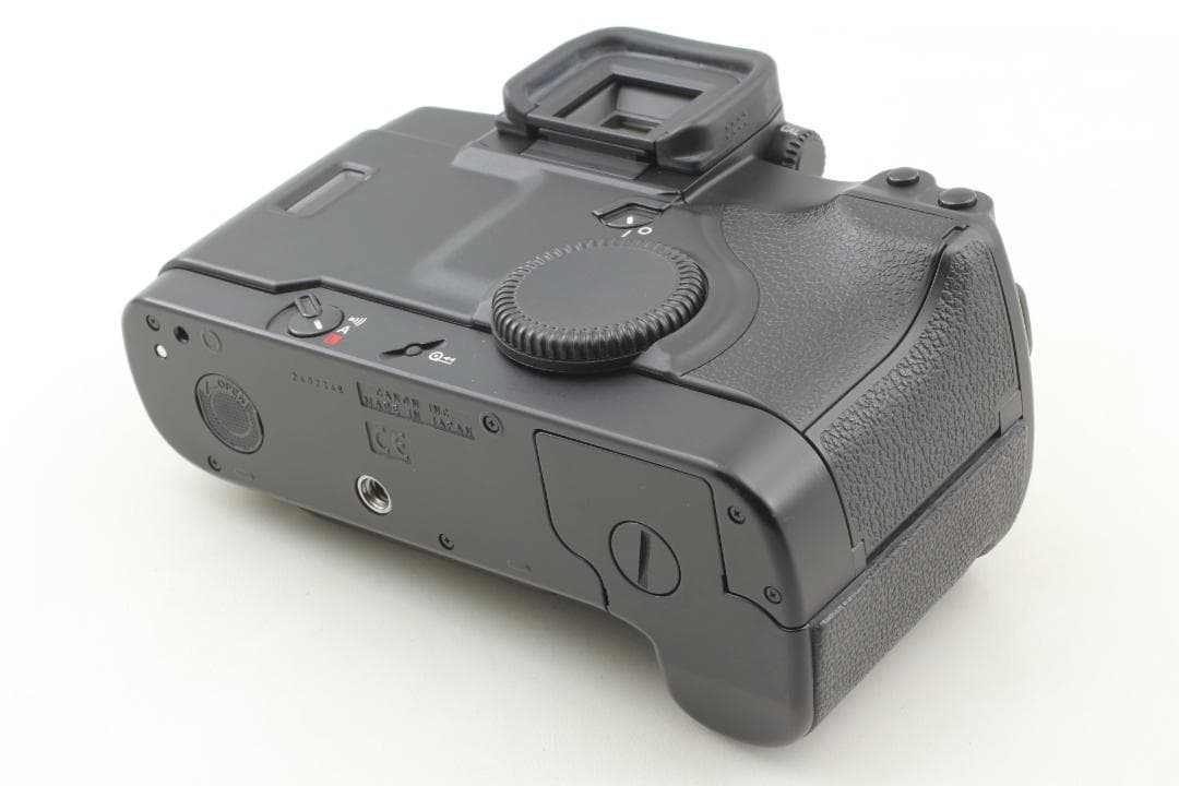 【動作未確認】Canon EOS3 キャノン フィルムカメラ