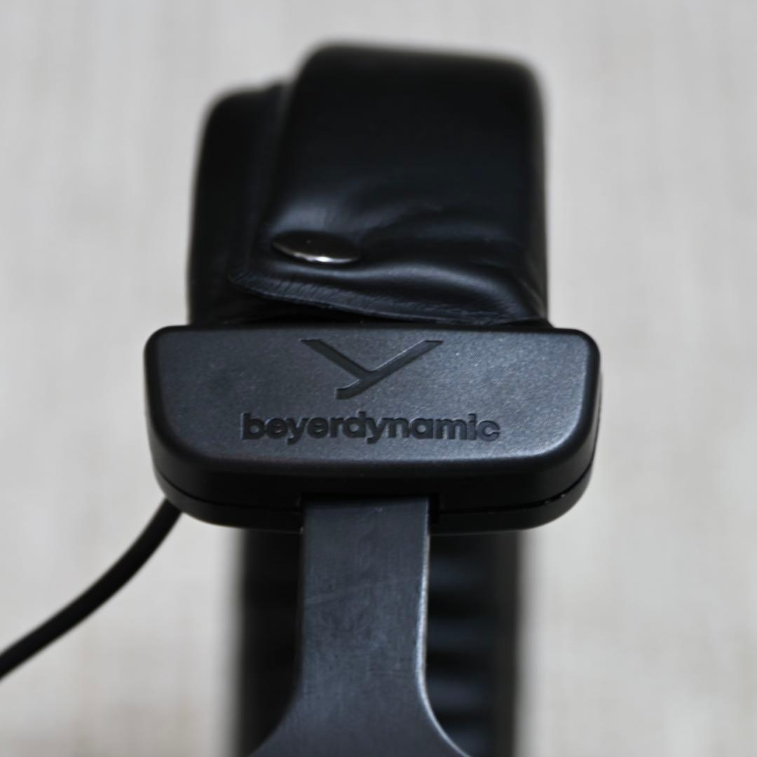 \"バイブレーターす\" beyerdynamic - DT 990 PRO