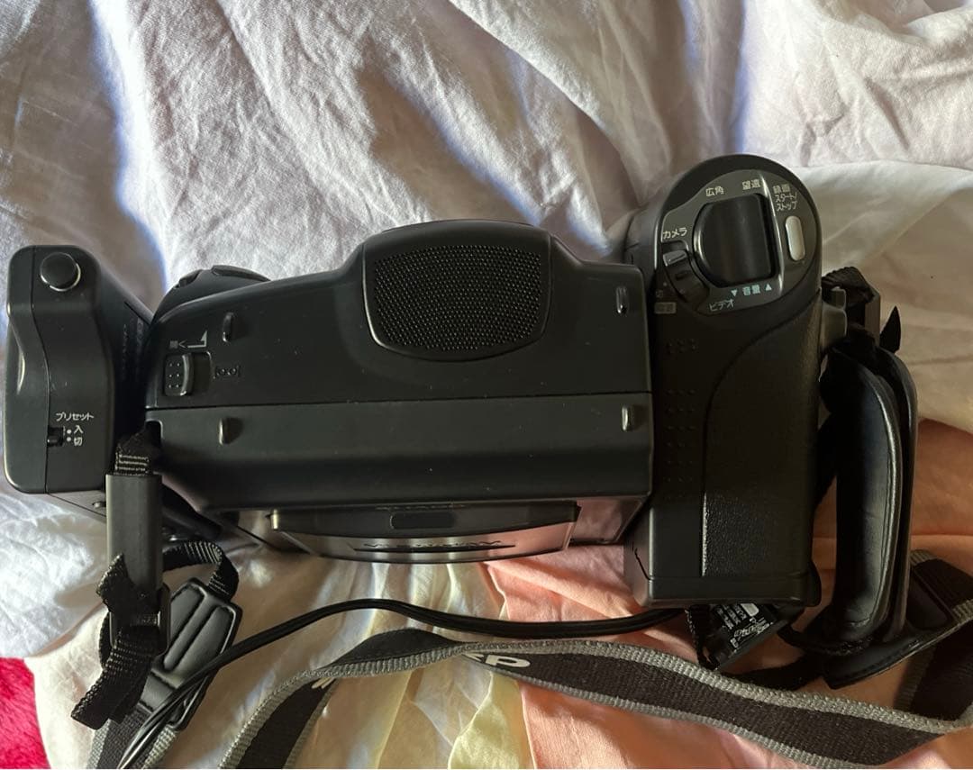 液晶8ミリビデオカメラVL-EL420