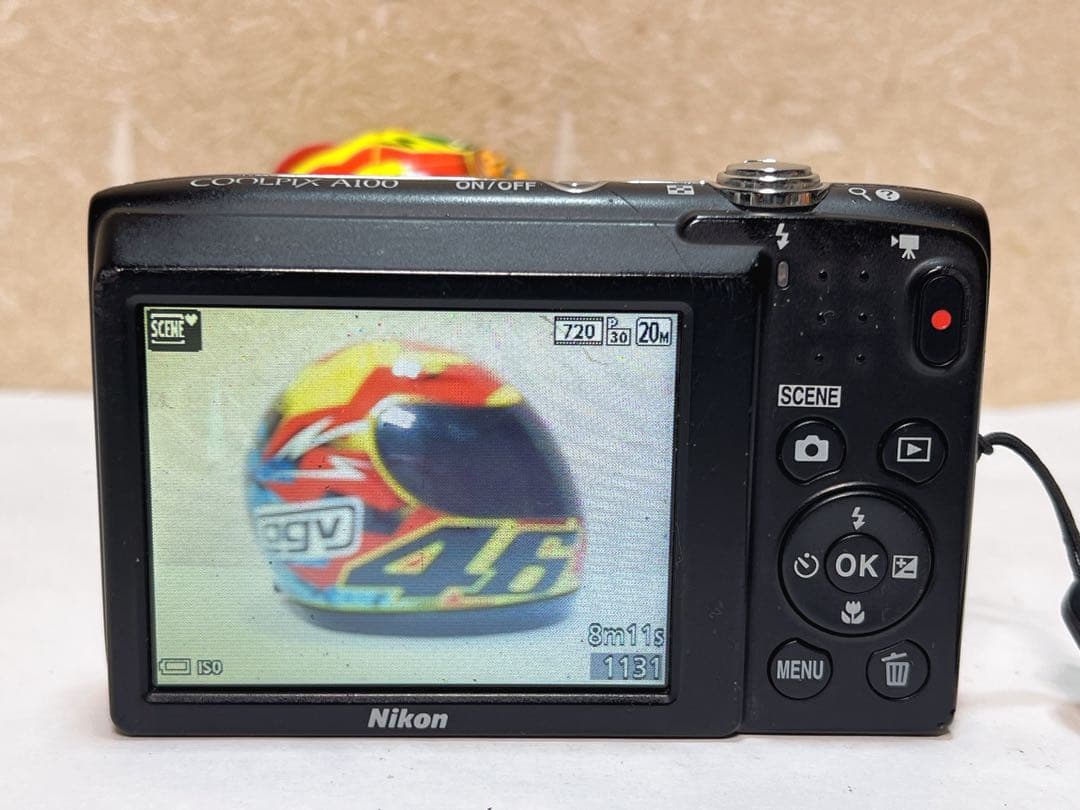 NIKON COOLPIX A100 デジタルカメラ レッド