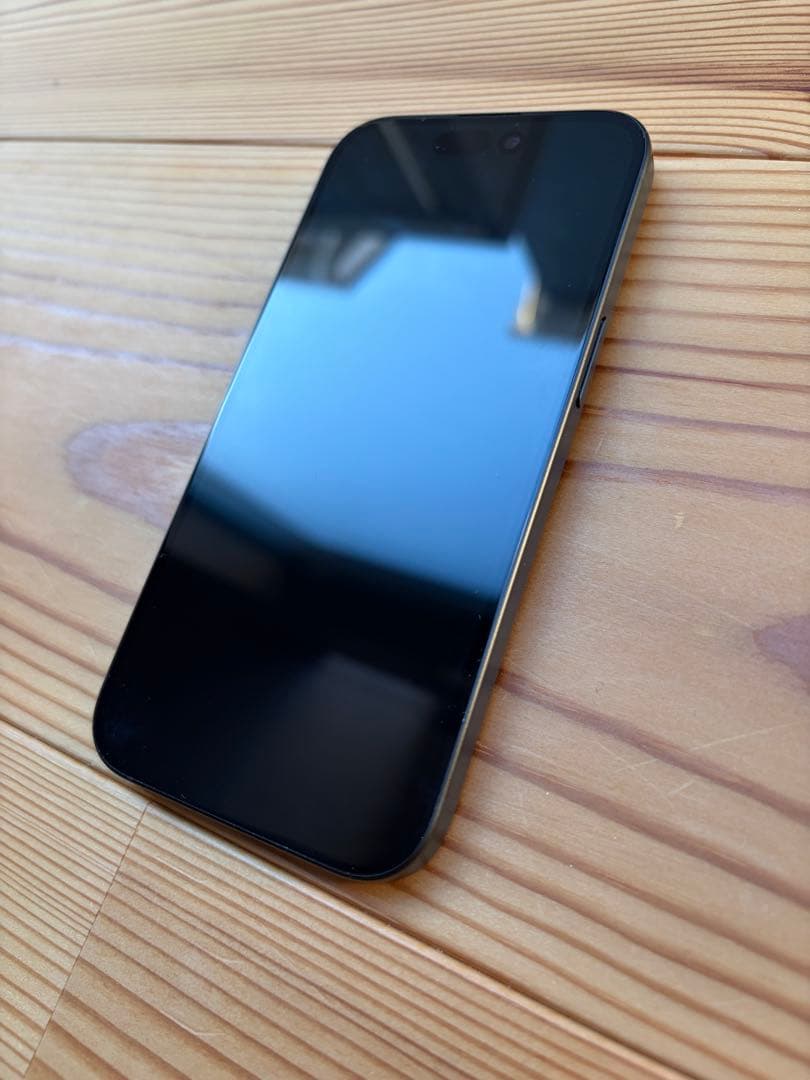 Apple iPhone15 ブラック