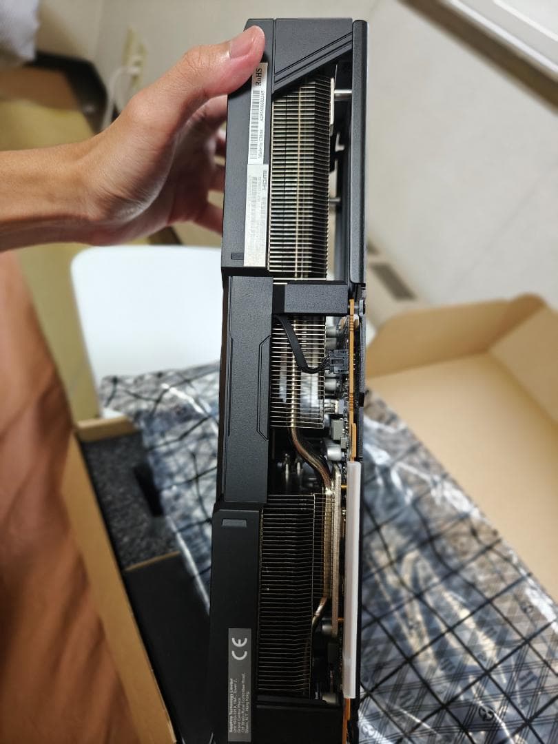 グラフィックボード・グラボ・ビデオカード Sapphire Pulse RX 9070 XT